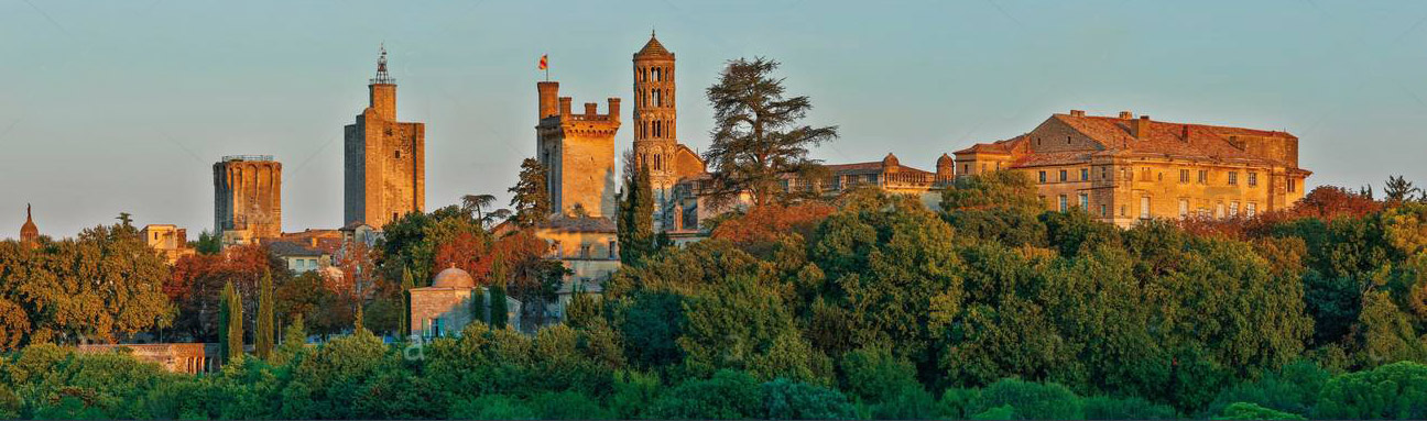 uzes cycle vacation french